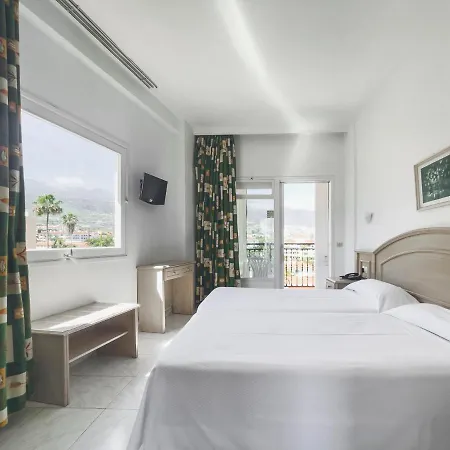 La Carabela Apartment *