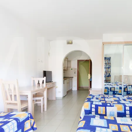 Apartment La Carabela *